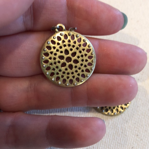 Gold earrings - Picture 2 of 3